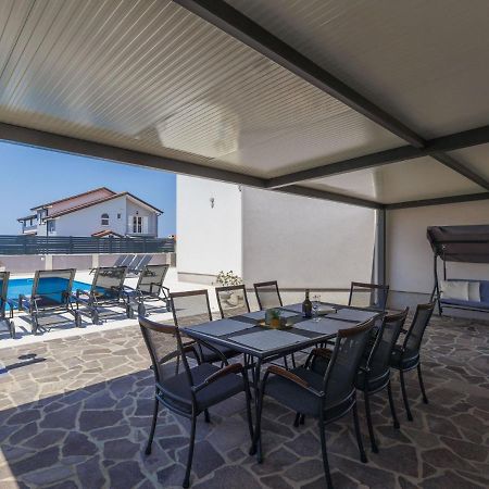 Holiday Home Villa Gocci By Interhome Kmeti エクステリア 写真