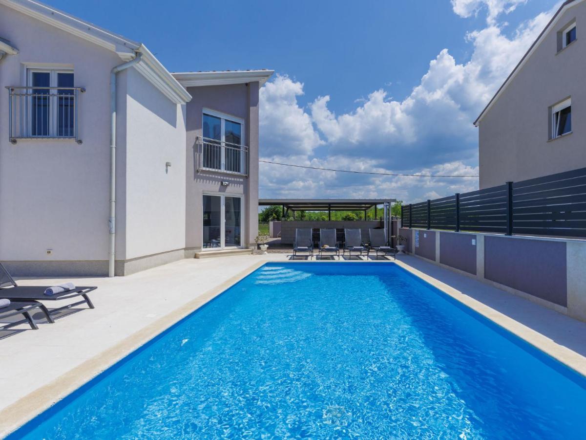 Holiday Home Villa Gocci By Interhome Kmeti エクステリア 写真