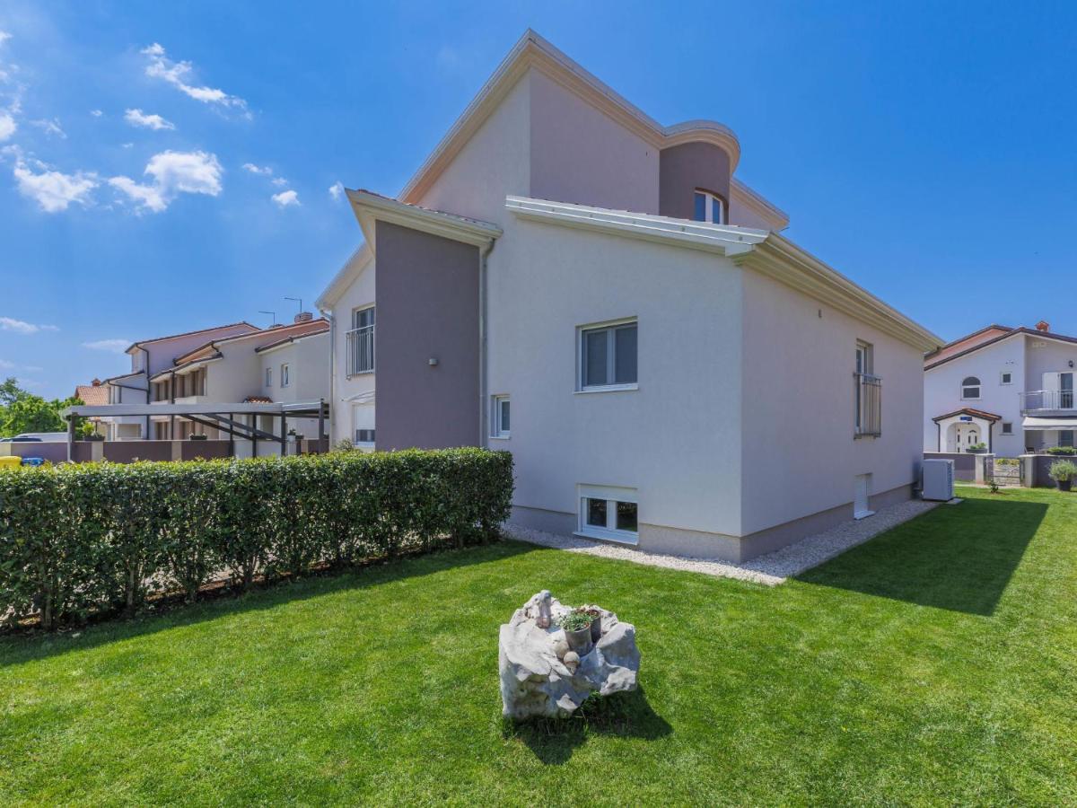 Holiday Home Villa Gocci By Interhome Kmeti エクステリア 写真